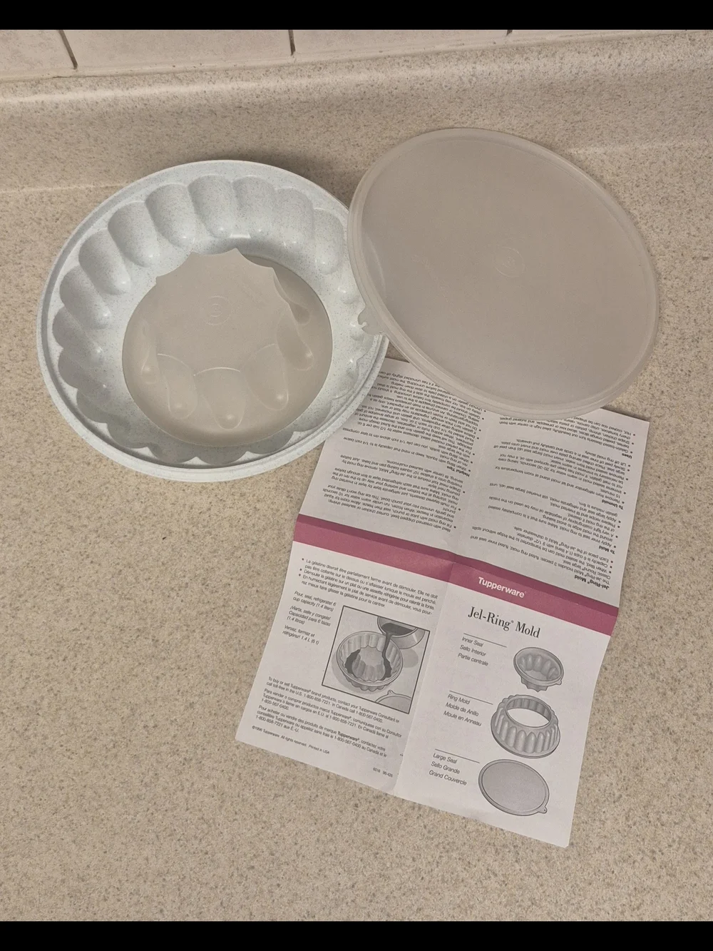Tupperware Speckled Grey Jel-Ring Mold with Inner Release Core